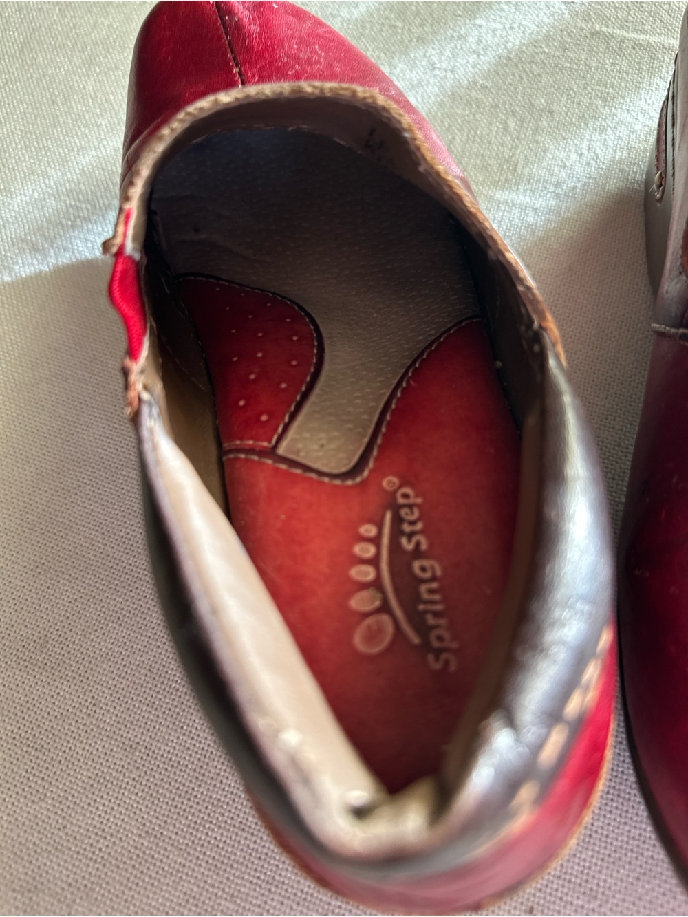 Spring Step Red Leather Slip-On Clogs - Picture 8 of 12